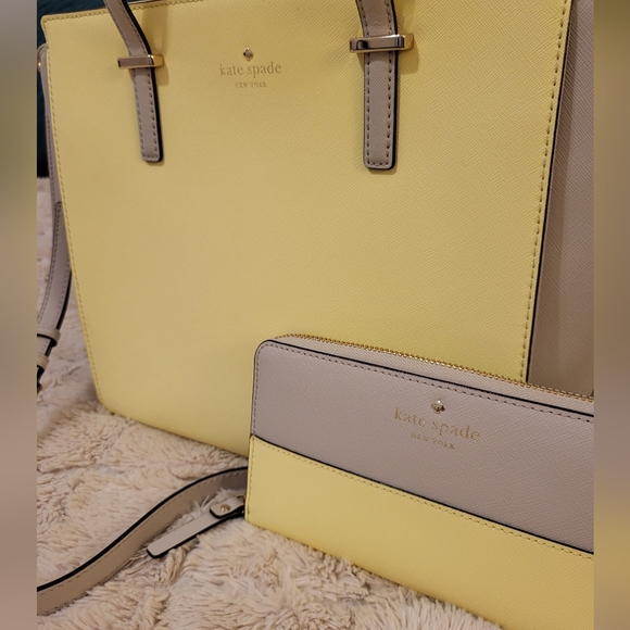 Kate Spade Hayden Tote and Wallet - Picture 2 of 13